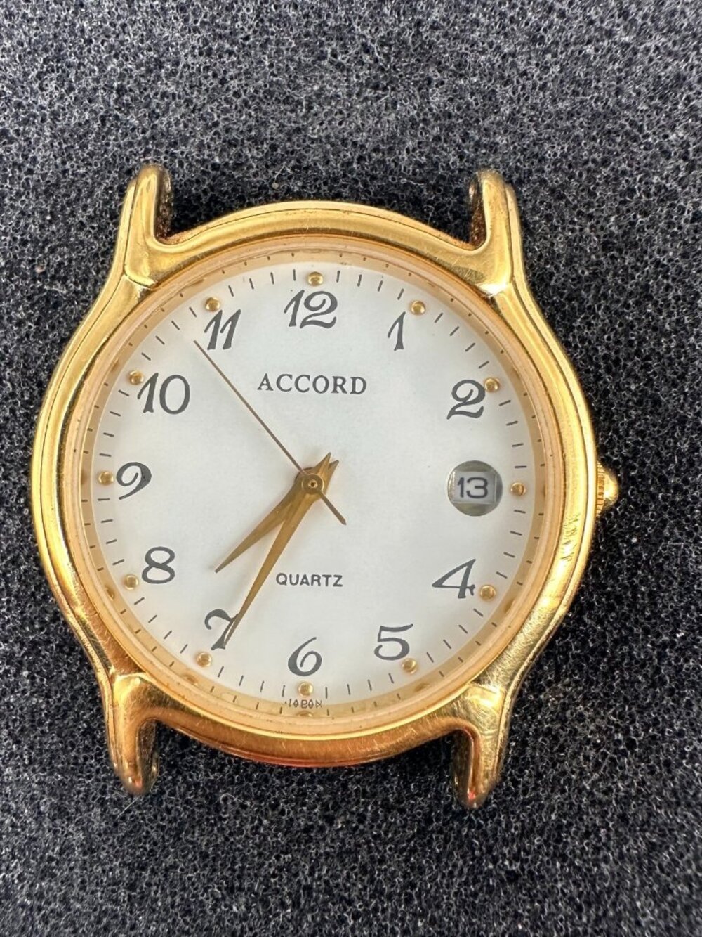 Accord Watch No Band Mens Gold Tone White Dial 32MM New Battery